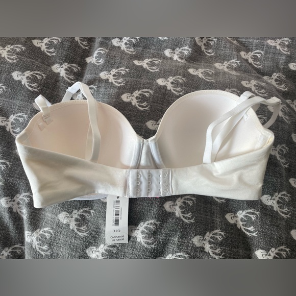 Strapless Bra - Picture 2 of 5